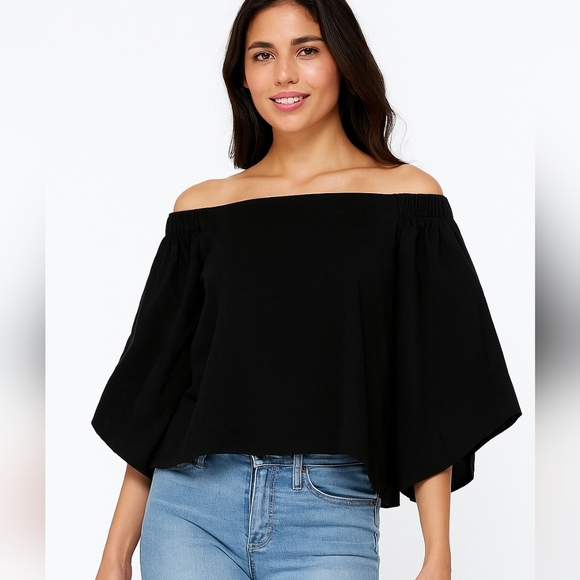 Runaway/💰2 FOR $10💰 Black open back/ Off shoulder top/ Flared arms/ Size US XS/2 - Picture 1 of 12